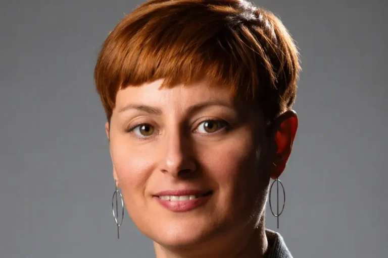 Headshot of Dr Aristea Fotopoulou